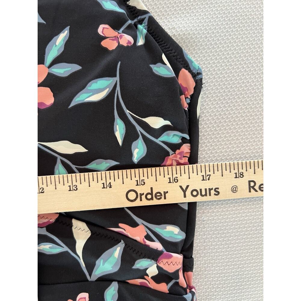LANDS END SZ 16 Black Floral EUC‎ Beach Summer Vacation Pool Luxury V Neck Boat - Picture 7 of 9